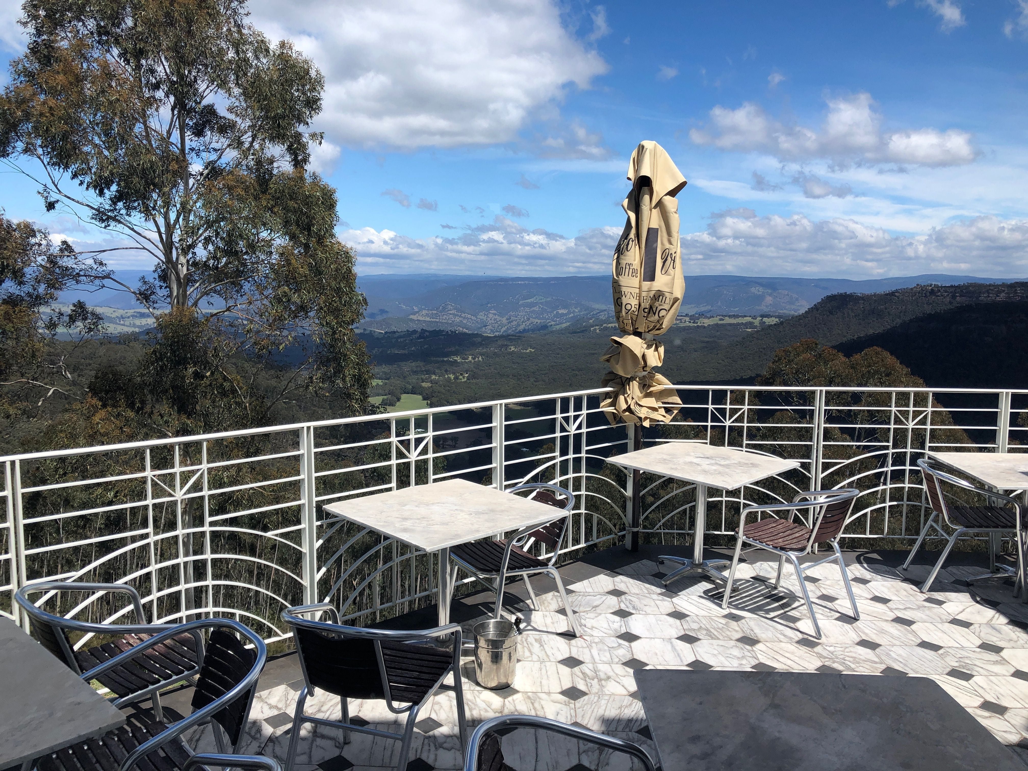 Hydro Majestic Public Day Tour Image -5da9266b9c92c